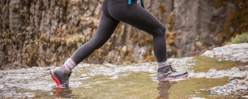 Hiking yoga pants top