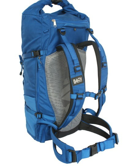 Hiking backpack with suspended taut net