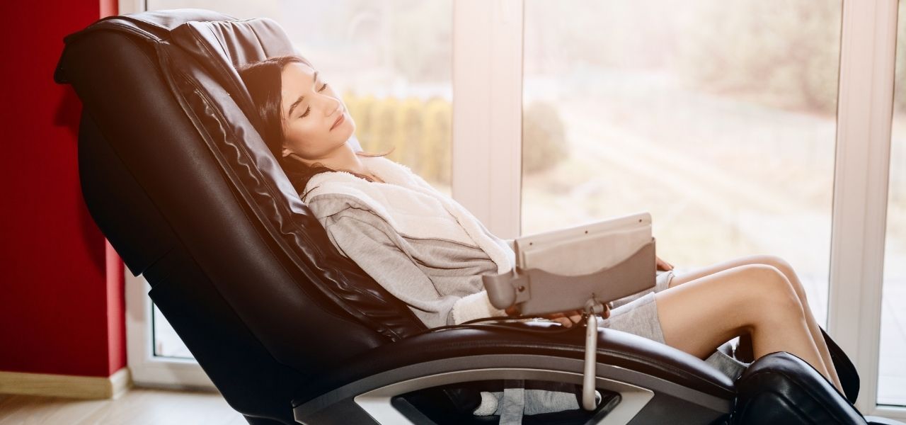 Massage Chair Buying Guide How To Choose The Right Chair For You