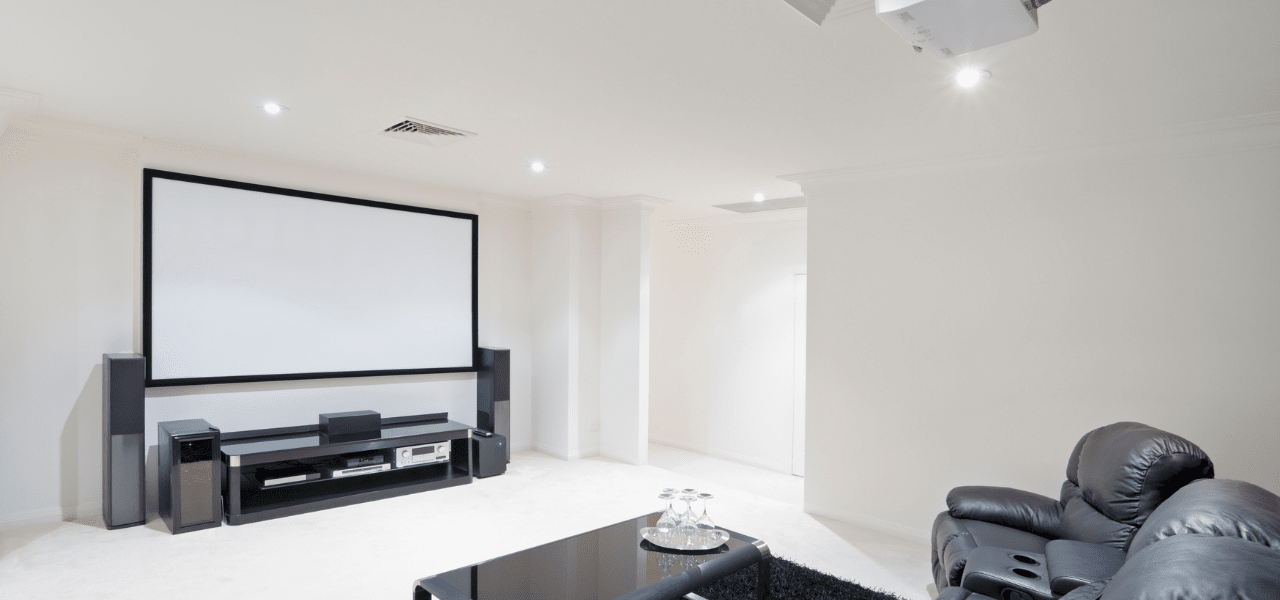 Top 10 Quietest Projectors For Home And Gaming in 2024